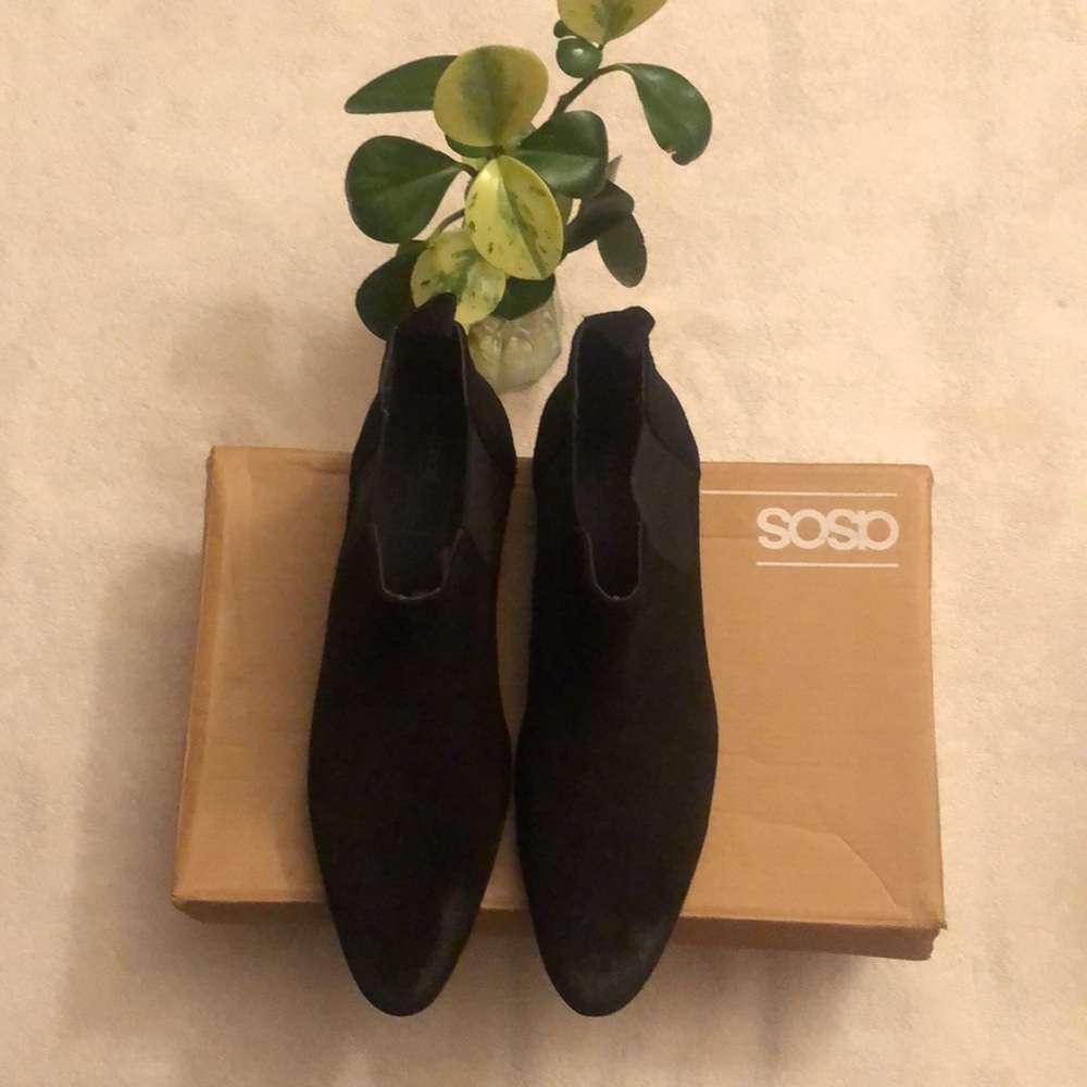Black Suede Chelsea Boots